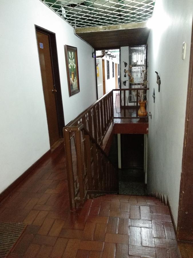 La Casa De Huespedes Hotel Bogota Exterior photo